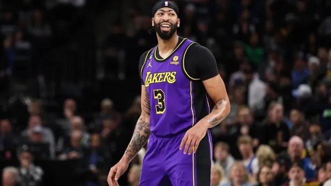 格林多次在 格林多次在