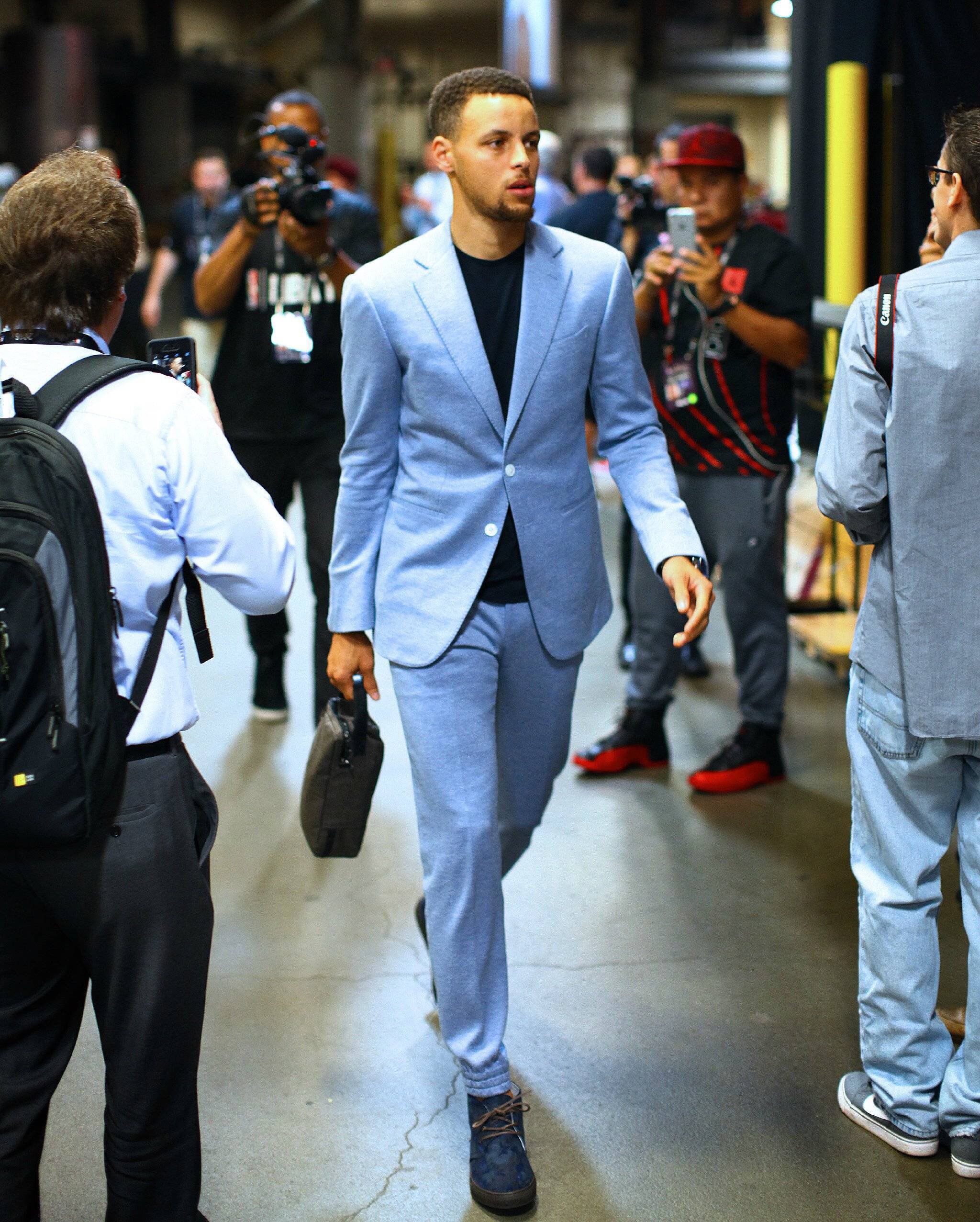 内完成第一 内完成第一