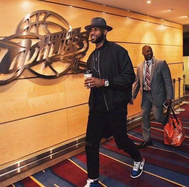 工作日稳住 工作日稳住